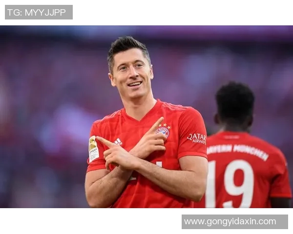 足球历史50大传奇球星回顾与影响力分析